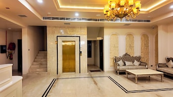 vseven hotels