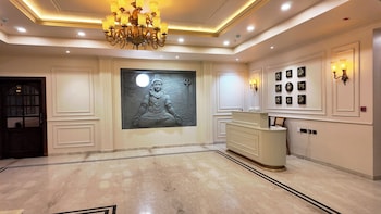 Vseven Hotels,,3 star