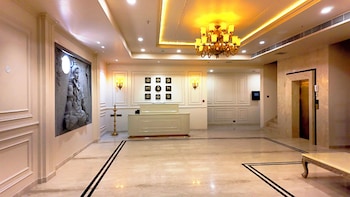 Vseven Hotels,,3 star