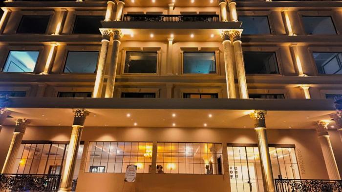 vseven hotels