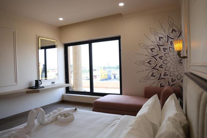 vseven hotels