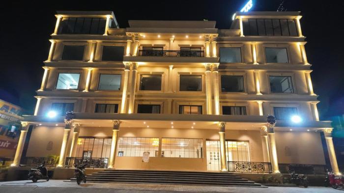 vseven hotels