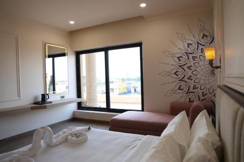 vseven hotels