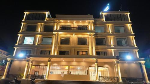 vseven hotels