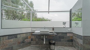 table land retreat