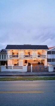 king palace by voye homes