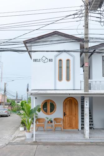 uncle nid hostel