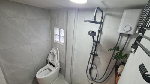 uncle nid hostel