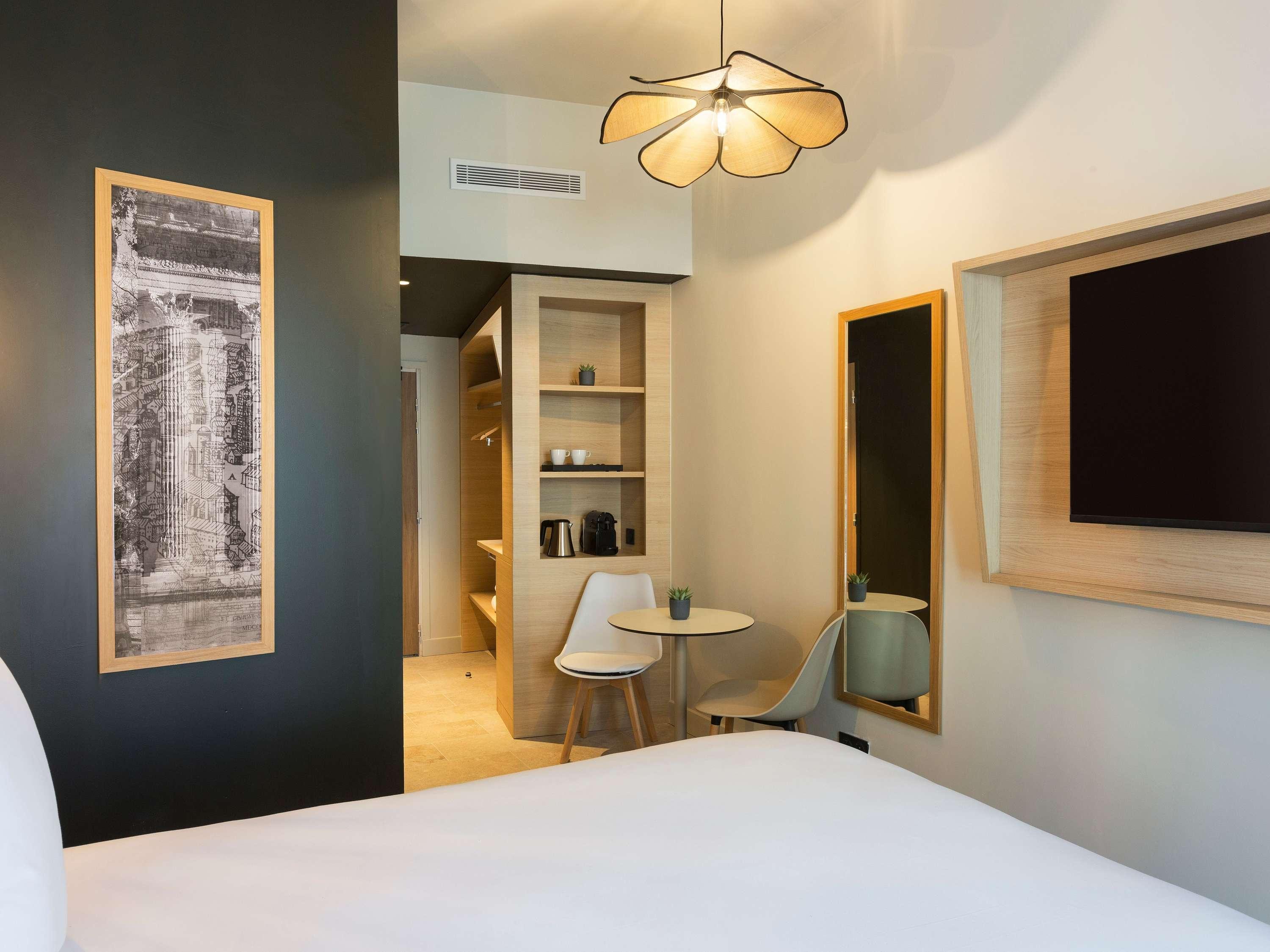 mercure nimes centre arenes ouverture juillet 2026