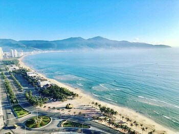 Chiori Seaside Hotel Da Nang,,2 star