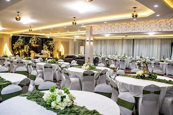 delight premium hotel