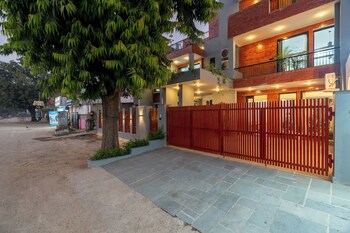 alaya stays ramalaya room with balcony