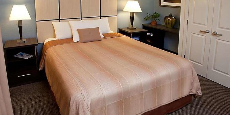 sonesta simply suites phoenix glendale