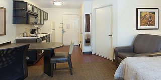 sonesta simply suites phoenix glendale
