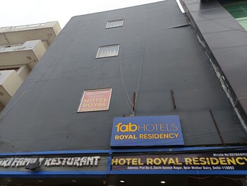 hotel royal residency