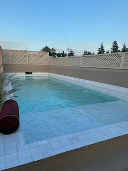 riad anaqa