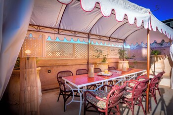riad anaqa