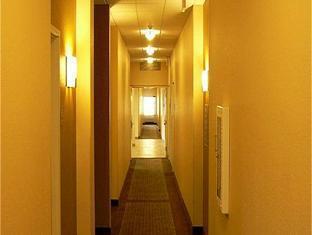 candlewood suites portland airport by ihg