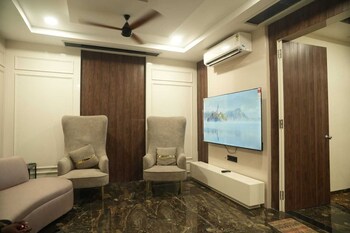 Shiv Resort & Palace,,3 star