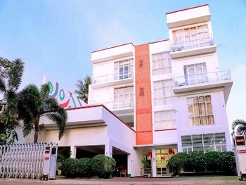 Kanola Anuradhapura- Luxury Hotel,,3 star