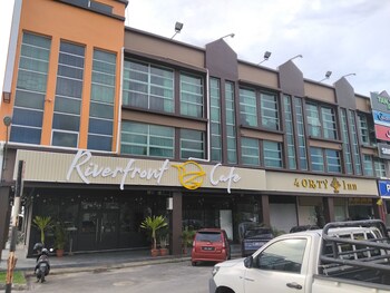 collection o near tanjung batu formerly 4orty inn