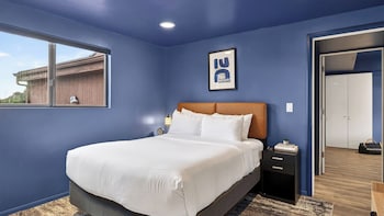 canyon drift by avantstay sedona stay balcony near trails dining red rock views