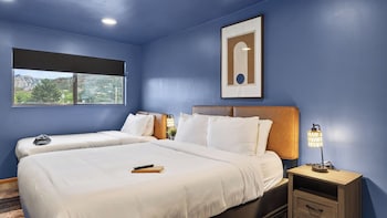 canyon drift by avantstay sedona stay balcony near trails dining red rock views
