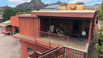 canyon drift by avantstay sedona stay balcony near trails dining red rock views