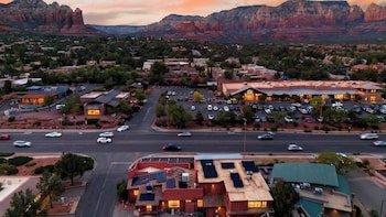 canyon drift by avantstay sedona stay balcony near trails dining red rock views