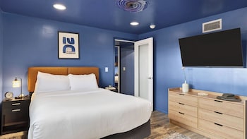 canyon drift by avantstay sedona stay balcony near trails dining red rock views