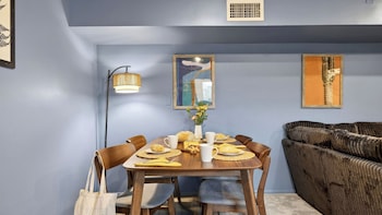 canyon drift by avantstay sedona stay balcony near trails dining red rock views
