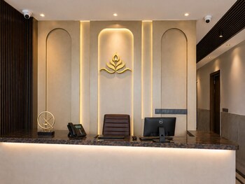 the prominence premium hotel and cafe