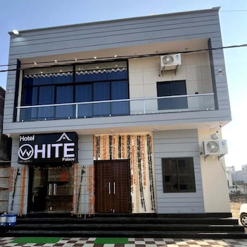 Hotel White Palace,,3 star