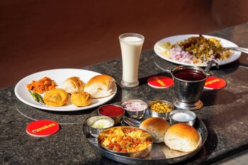 moustache hostel lonavala