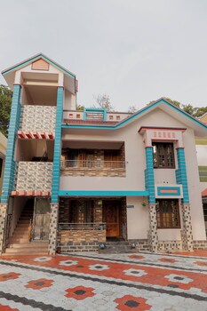 varkala breeze villas