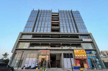 hotel tgr pride
