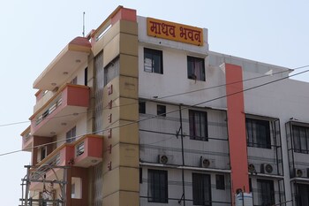 Madhav Bhawan,,2 star
