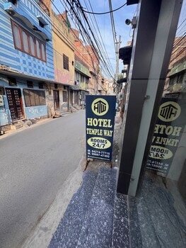 hotel temple way