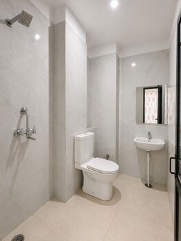 hotel radha ratan inn