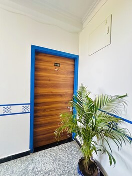 hotel radha ratan inn