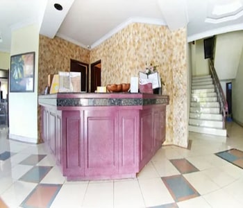 Cozzy Hotel Quint,,2 star