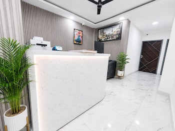 mauryan signature hotel nhpc metro