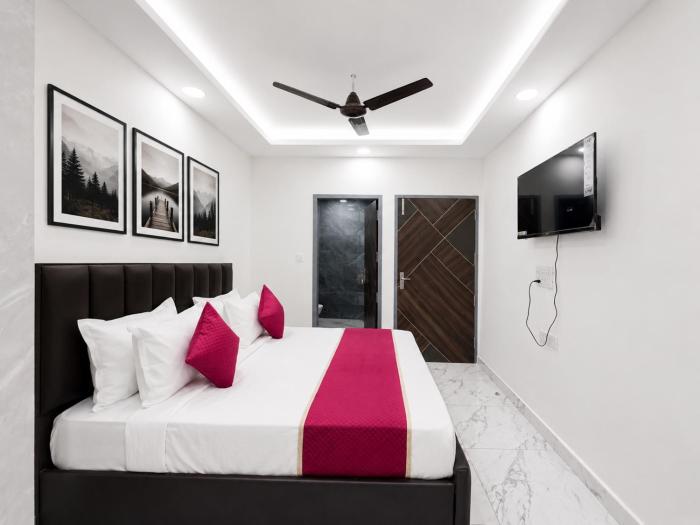 mauryan signature hotel nhpc metro