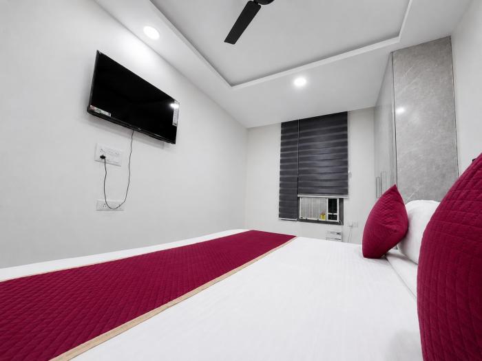 mauryan signature hotel nhpc metro