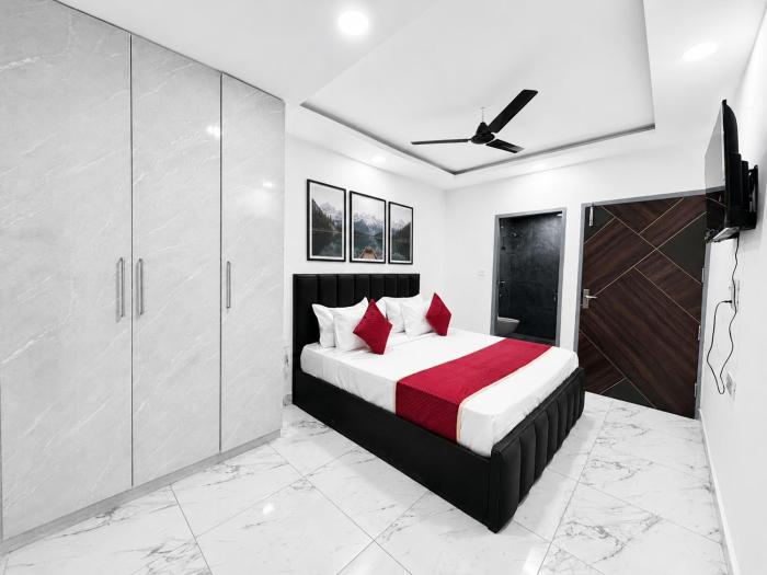 mauryan signature hotel nhpc metro