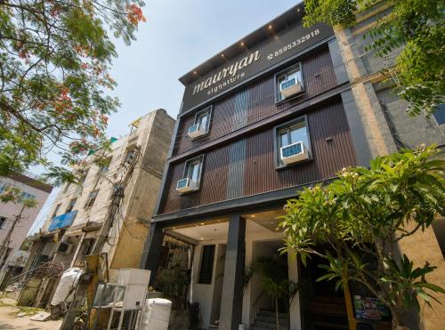 mauryan signature hotel nhpc metro
