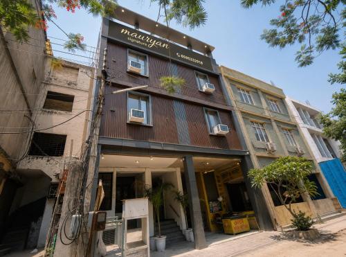 mauryan signature hotel nhpc metro