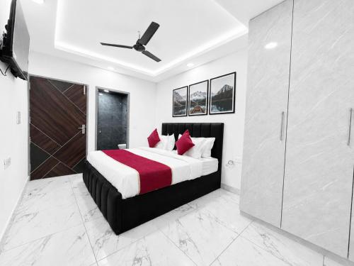 mauryan signature hotel nhpc metro