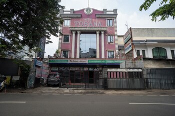 hotel tobana kebayoran house by arba