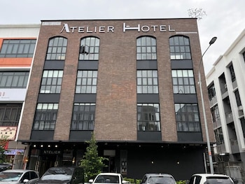 Atelier Hotel Permas,,2 star